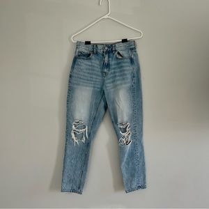 American Eagle High Rise Mom Jeans